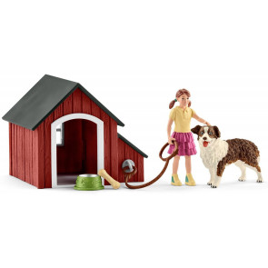 SCHLEICH Комплект Момиче с куче и колибка